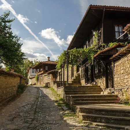 Kodjamanova House Hotel Zseravna Kültér fotó