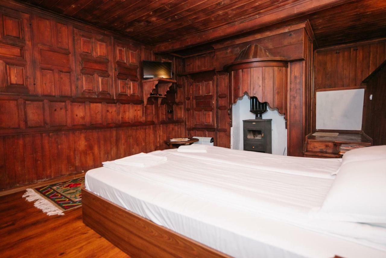 Kodjamanova House Hotel Zseravna Kültér fotó