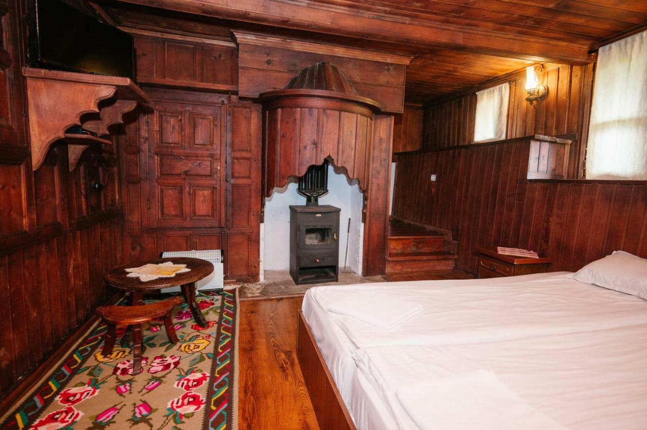 Kodjamanova House Hotel Zseravna Kültér fotó