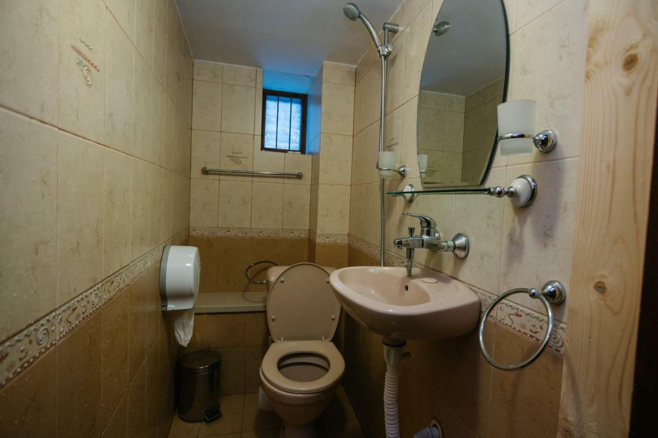 Kodjamanova House Hotel Zseravna Kültér fotó