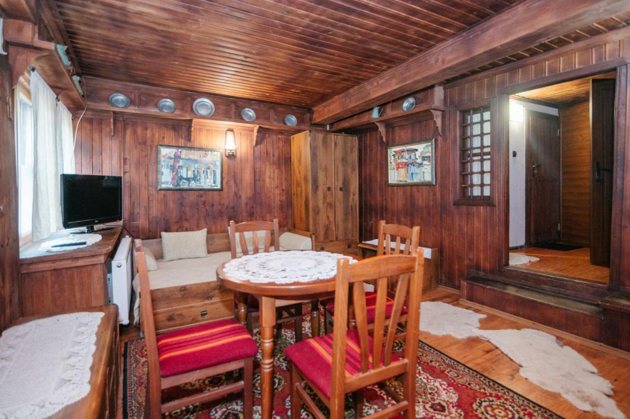Kodjamanova House Hotel Zseravna Kültér fotó