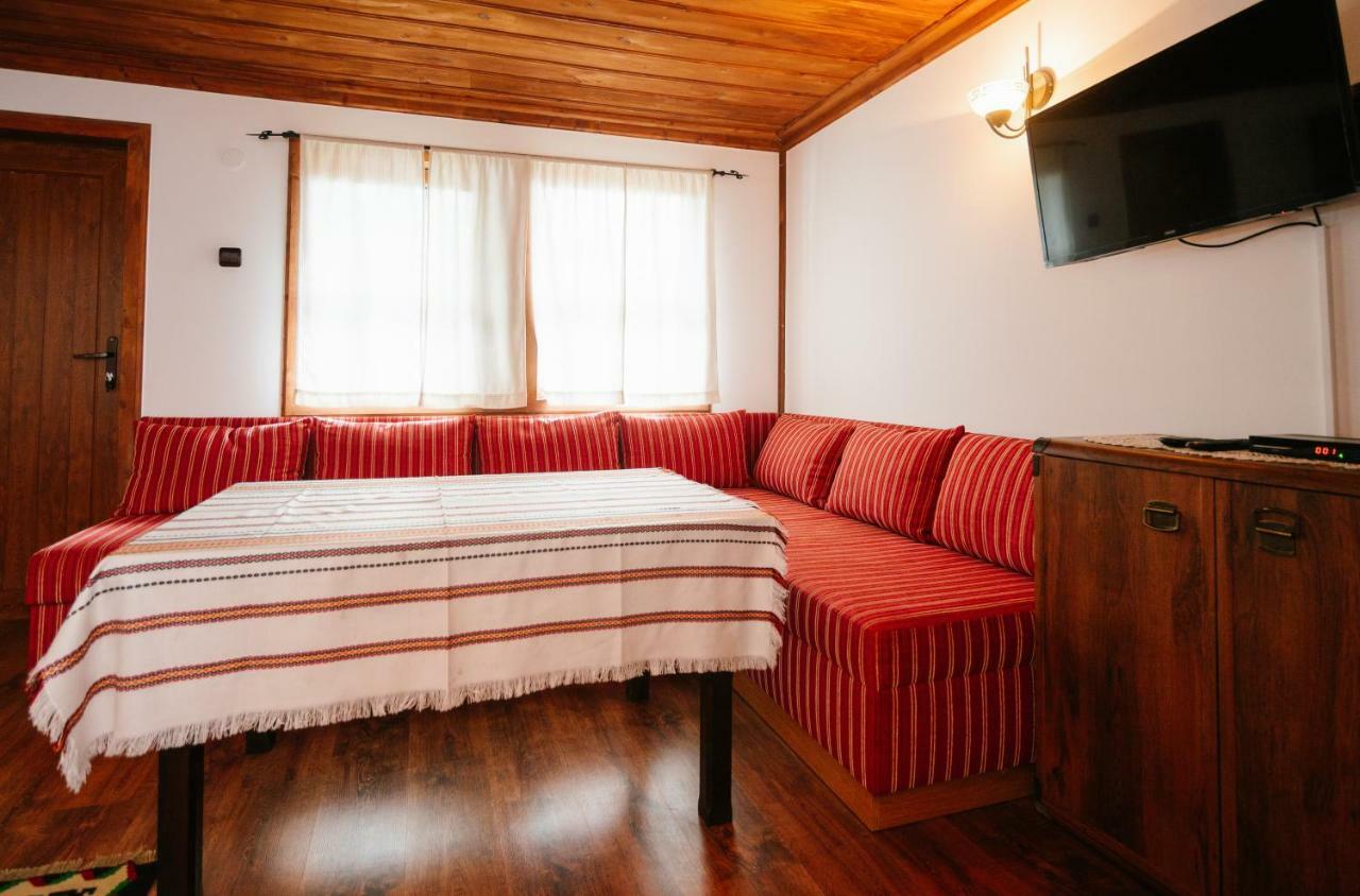Kodjamanova House Hotel Zseravna Kültér fotó
